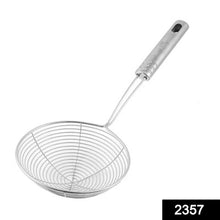 Mesh strainer with deep fry functionality in stainless steel.